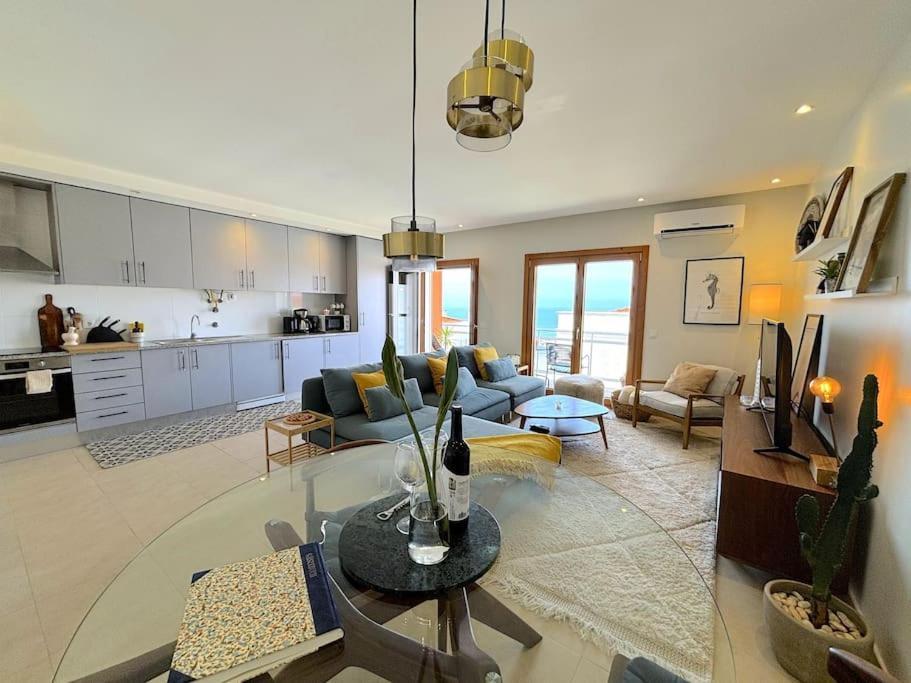 Nazare Boutique W Sea View And Private Rooftop Terace Exteriör bild