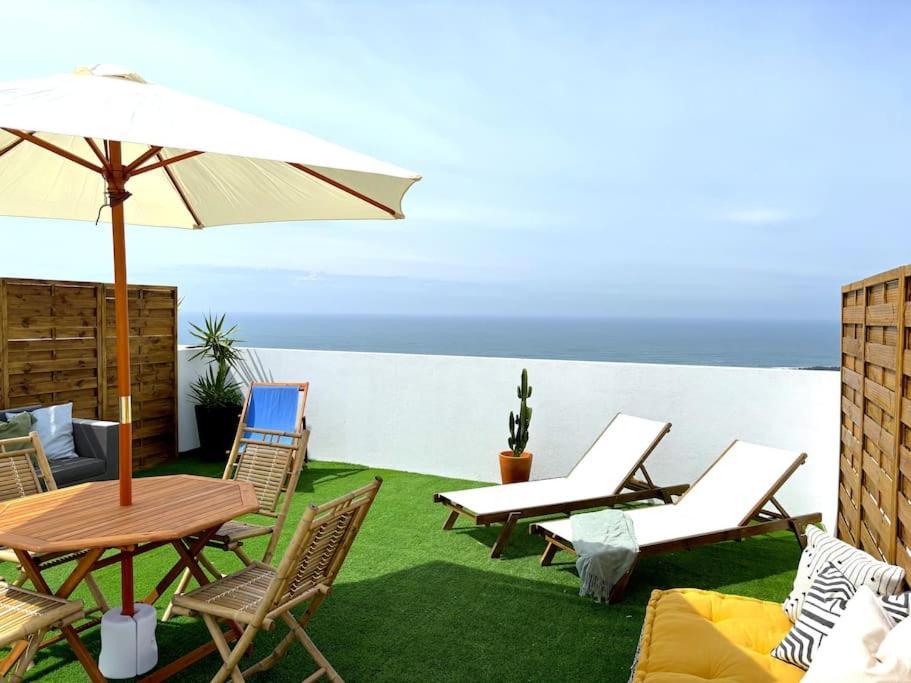 Nazare Boutique W Sea View And Private Rooftop Terace Exteriör bild